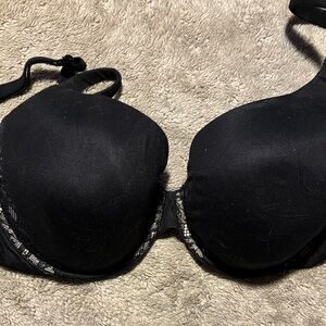 Elegant Black Body by Victoria bra size 38C
